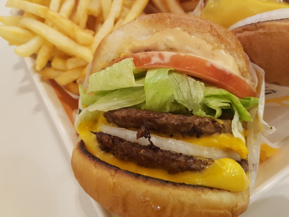 Cry Cheese Burger