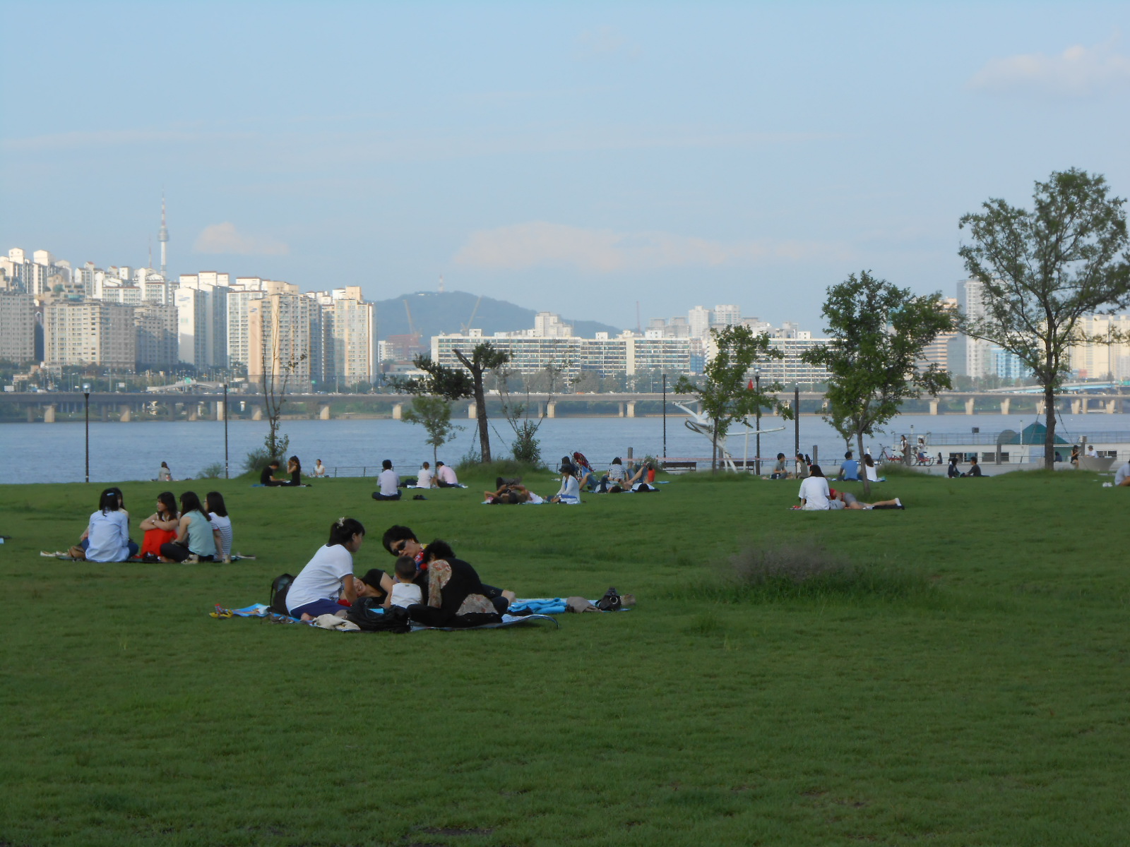 Yeouido Han River Park