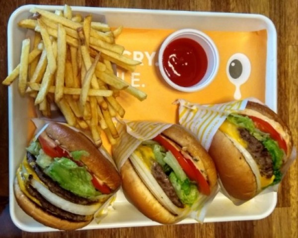 Cry Cheese Burger