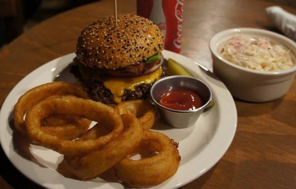 Gilbert's burger & fries