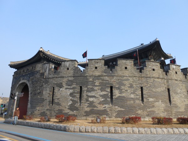Janganmun Gate 