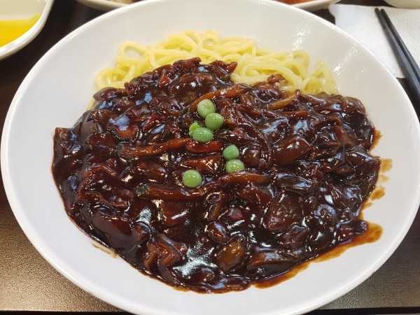 Paik's Noodle