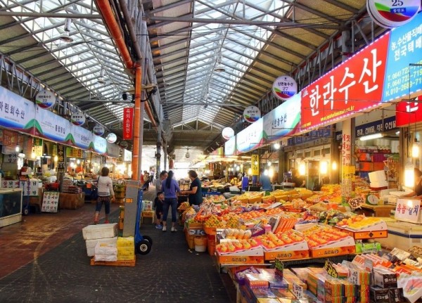 Dongmun Market